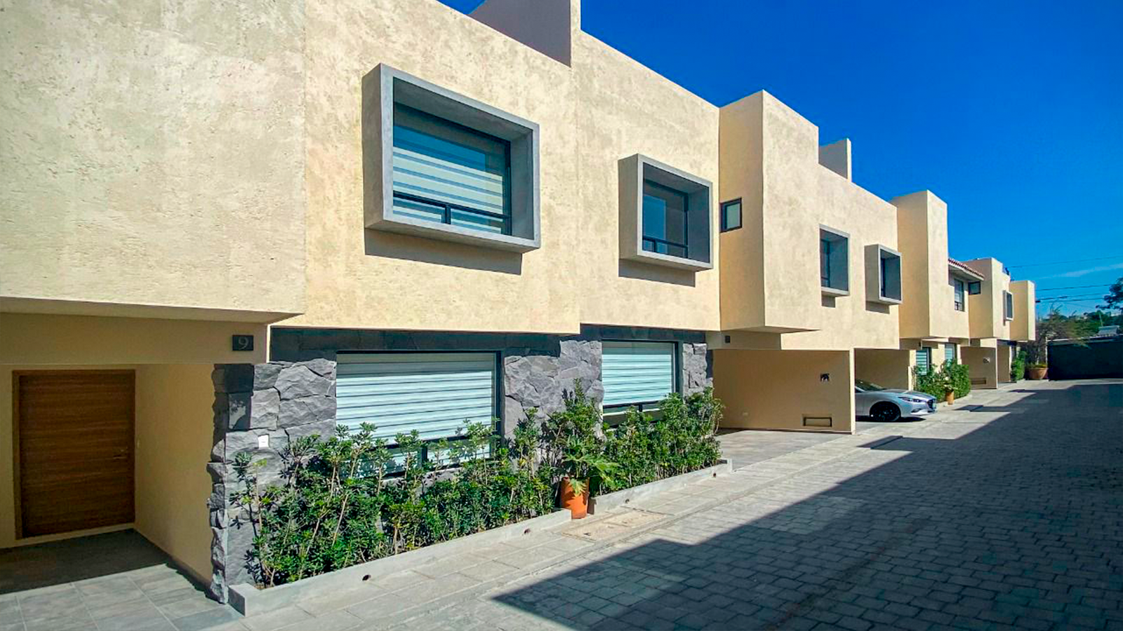 Casa exterior de Paseo del Fresno